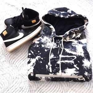 Woman's Nike Swoosh Fly Hoodie